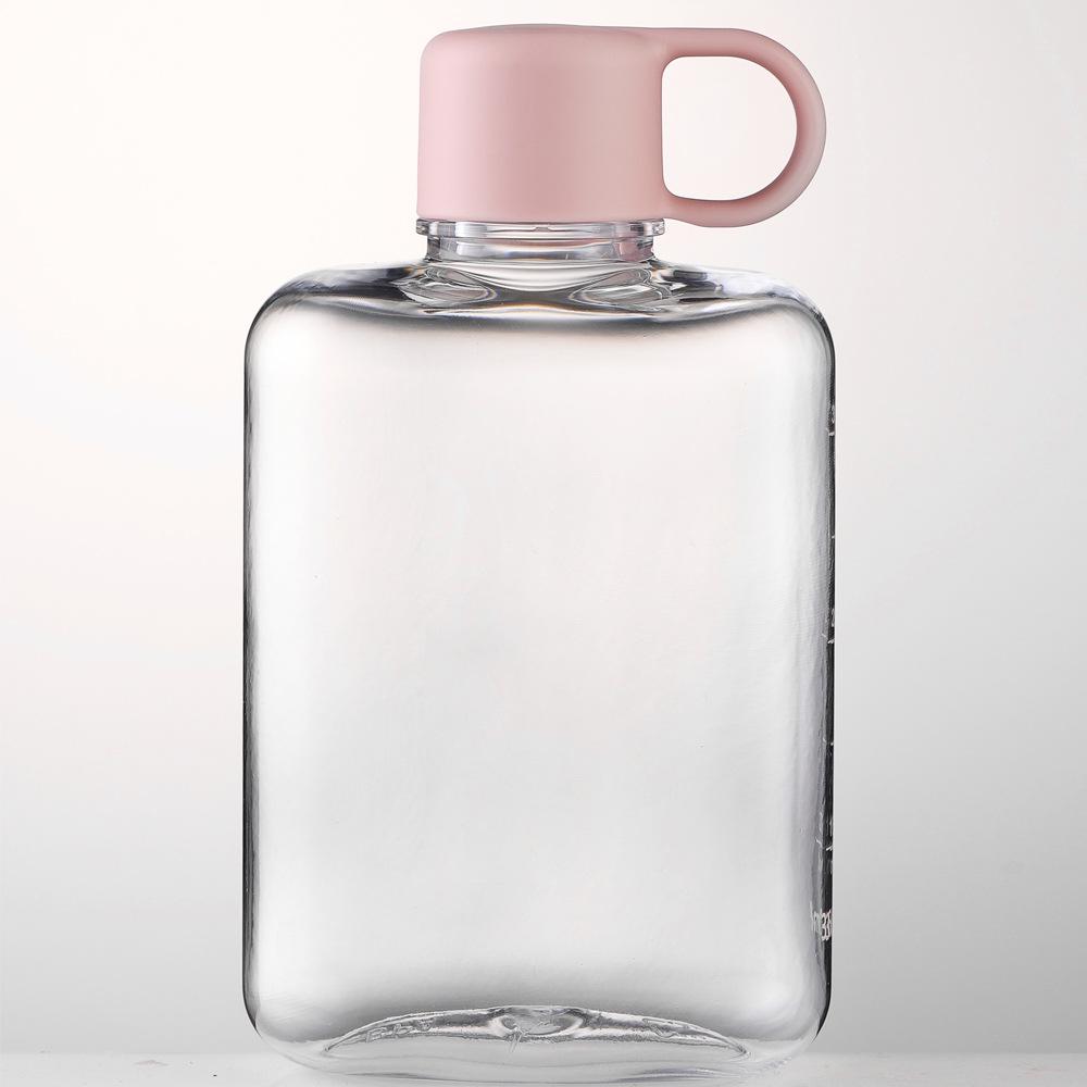 Garrafa de Água Quadrada Criativa em Tritan - Copo de Plástico Durável, Portátil e à Prova de Quedas para Beber Diretamente. Presente Perfeito do Tamanho de um Bolso!