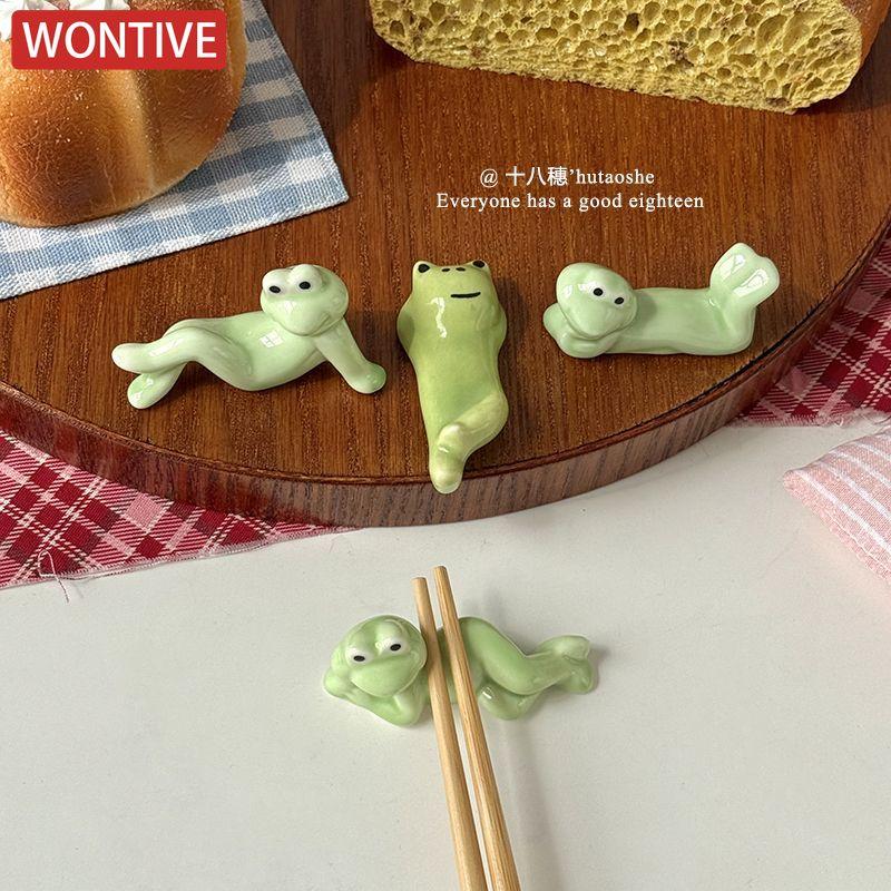 Creative Ceramic Funny Frog Chopstick Holder Cutlery Stand Spoon Fork Rest Tableware Restaurant Utensil Kitchen Tools Home Decor