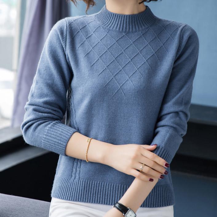 Checkered Semi High Neck Pullover Sweater for Women Loose Fit for Mothers Warm Long Sleeved Casual Knit Sweater Autumn and Winter