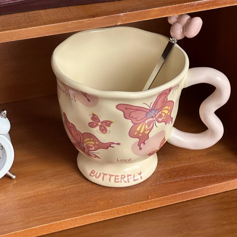 Ins styl prémiový motýlkový hrnek dárek k narozeninám pro dívky praktický keramický hrnek suvenýrový hrnek dárková krabička