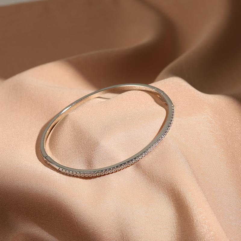 Fashionable Simple Diamond Bracelet Suitable For Women To Wear And Match For Summer Travel