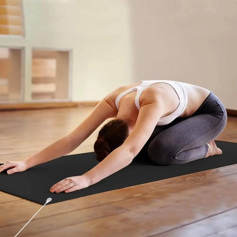 Tappetino di Messa a Terra 90x60cm 0.8mm Pelle PU Carbonio Tappetino di Messa a Terra Antistatico Tappetino da Scrivania Yoga con Cavo da 4.5m