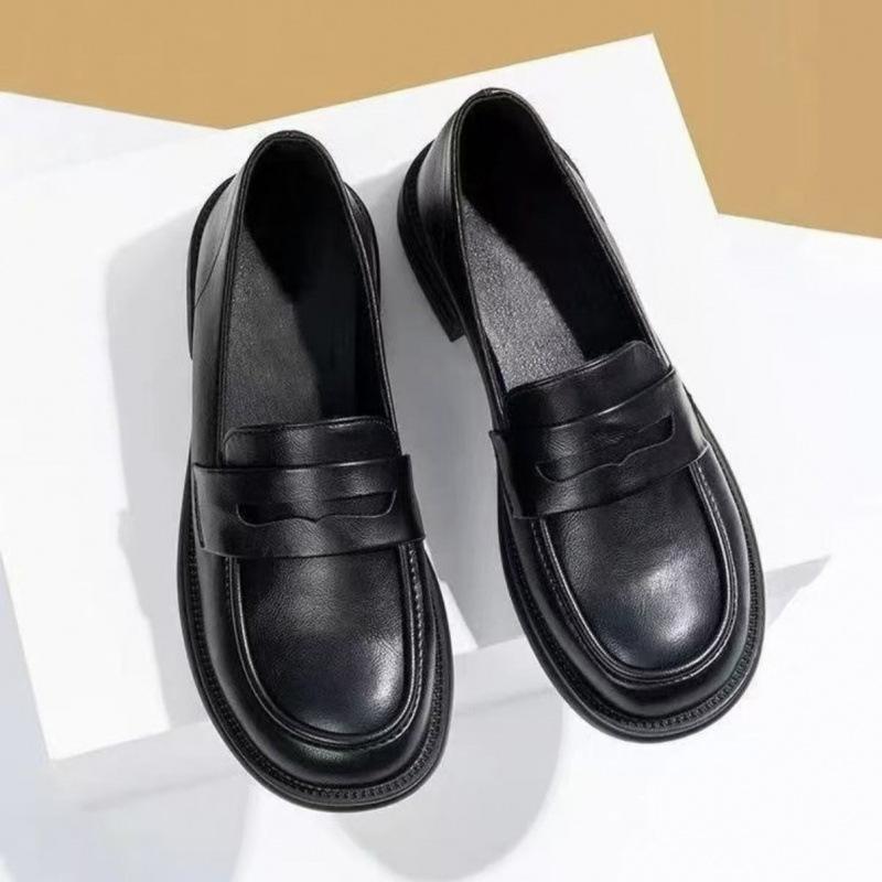 

Loafers women s shoes black small leather shoes 2025 new versatile British style soft sole one pedal work single shoes 40 чорний