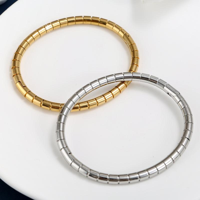 Custom Stainless Steel Starry Bangle Bracelet Women Tarnish Free Titanium Steel Luxury European Style Jewelry