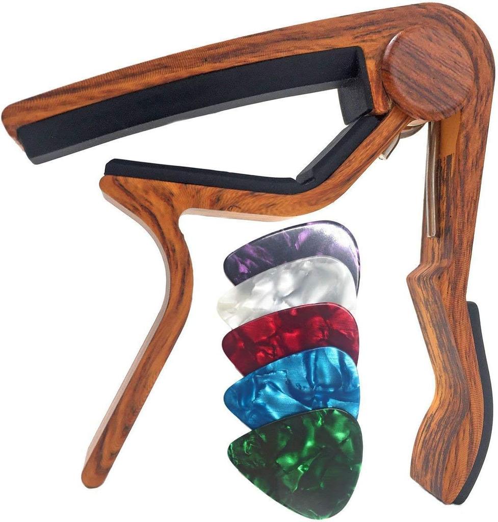 Guitar capo, comes with 5 picks
