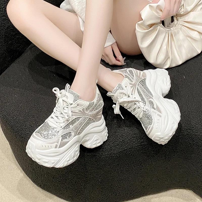 Fashion 10.5CM New 2024 Thick Bottom Bling Leather Chunky Sneakers Breathable Sport Ankle Boots Women Comfy Heels Autumn Vulcanize Shoes