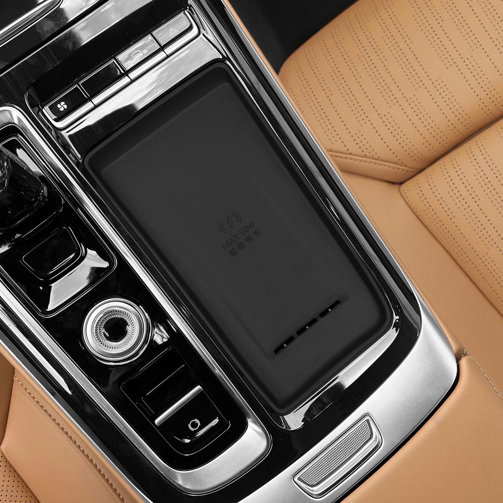 for Geely Boyue L/Starray 2025 Car Anti Dirt Pad Mobile Wireless Charging Anti-Slip Mats Silicone Interior Accessiories Black