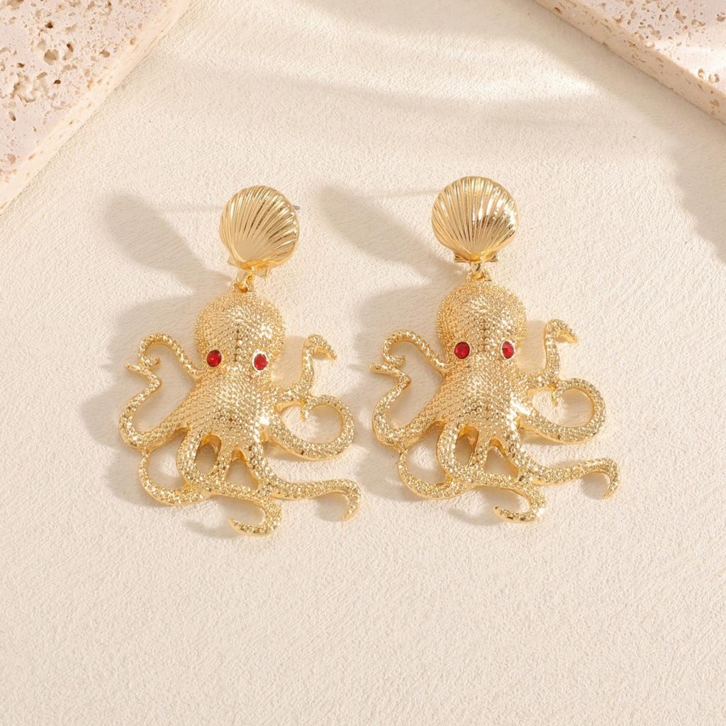 Fashionable Ocean Style Octopus Style Earrings Exaggerated Design Holiday Earrings