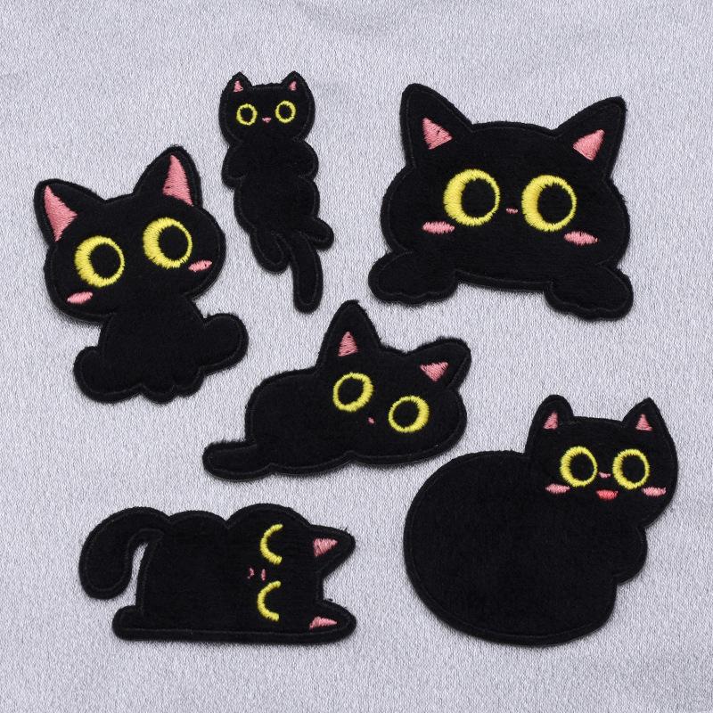 Black Cat Self-Adhesive Patch: No-Sew, No-Iron Seamless Plush Embroidery for Jacket Repair