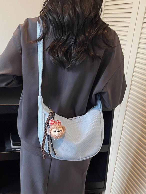 Canvas Dumpling Bag For Women With Zipper Closure And Street Style Design