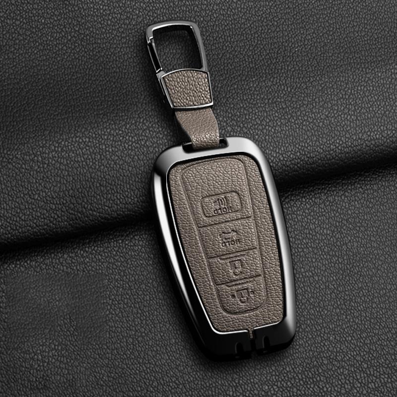 Metal Car Remote Key Case Cover For Toyota Corolla Hybrid 2021 Rav4 Camry Highlander Prius C-HR 2018 2019 2020 2022 Accessories