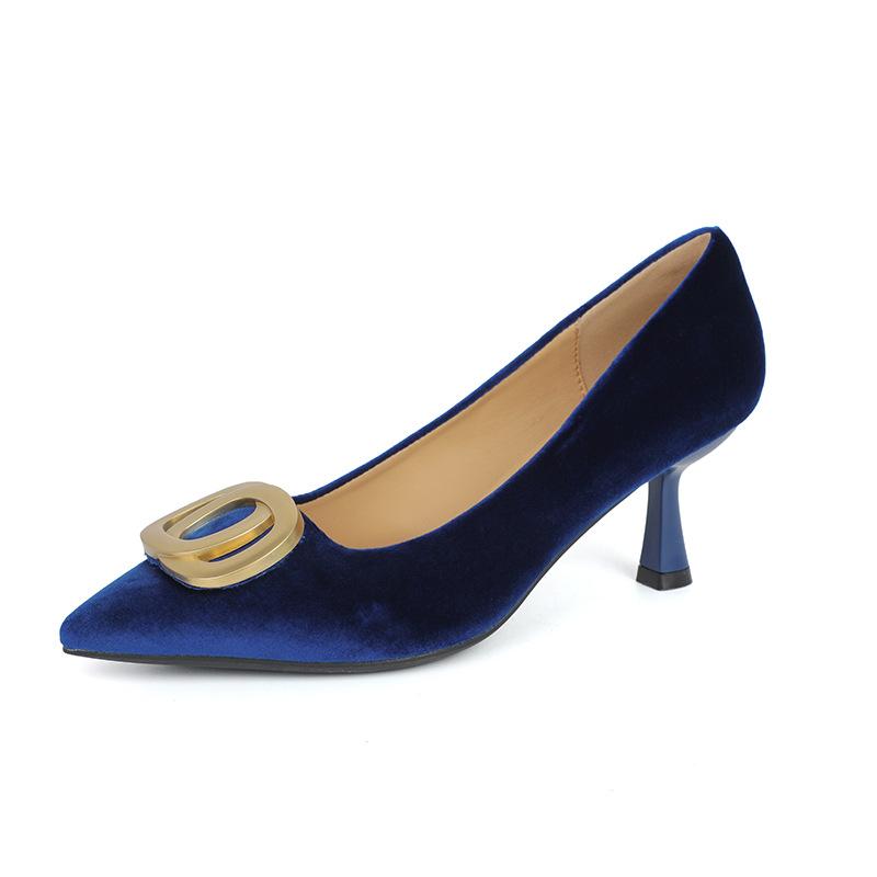 Pointed head shallow mouth high heels suede temperament elegant 2025 early spring new metal buckle professional work single shoes women