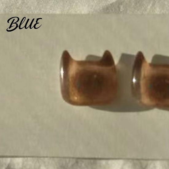 Smooth Stud Earrings 1 Pair No Burrs Lightweight Kitten Design