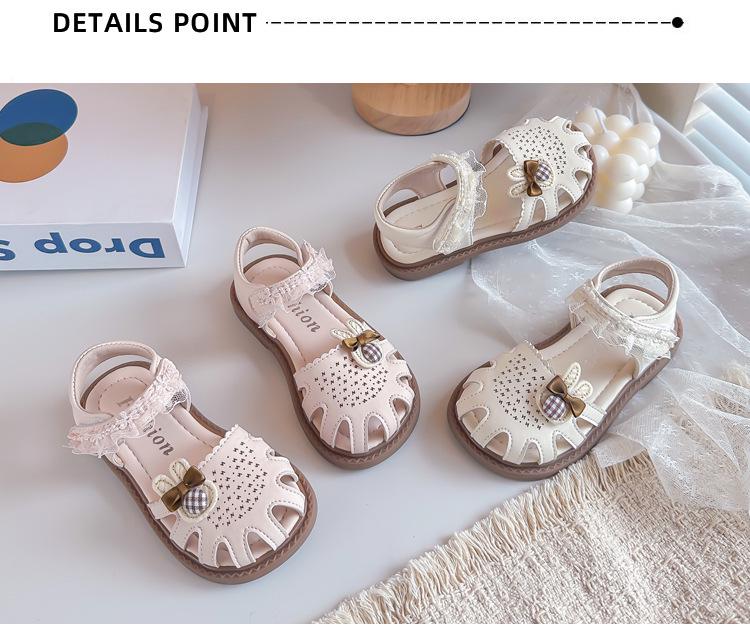 2026 New Style Girls' Pink Breathable Princess Sandals: Soft Sole, Non-Slip, Versatile Summer Shoes for Toddlers.