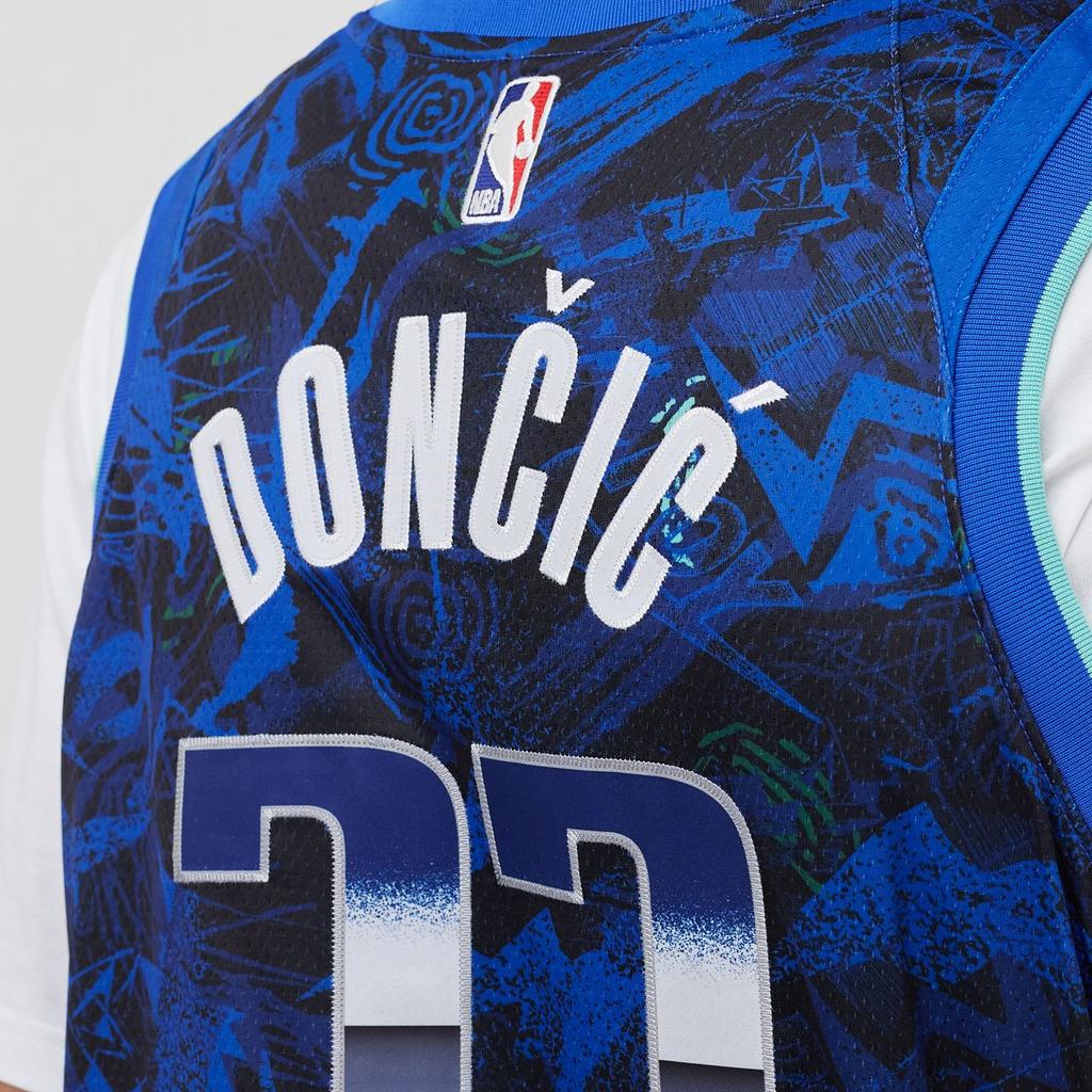 Nike Retro basketbalový dres NBA Dallas Mavericks Luka Doncic #77 Pánské topy Modrý DA6960-405