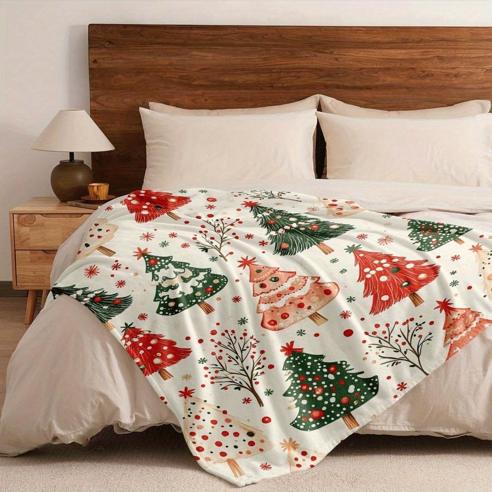 1 Stück Festliche Weihnachtbaum-Print Flanelldecke - Weiche, Gemütliche Überwurfdecke mit Roten & Grünen Bäumen, Schneeflocken und Feiertagsdekorationen
