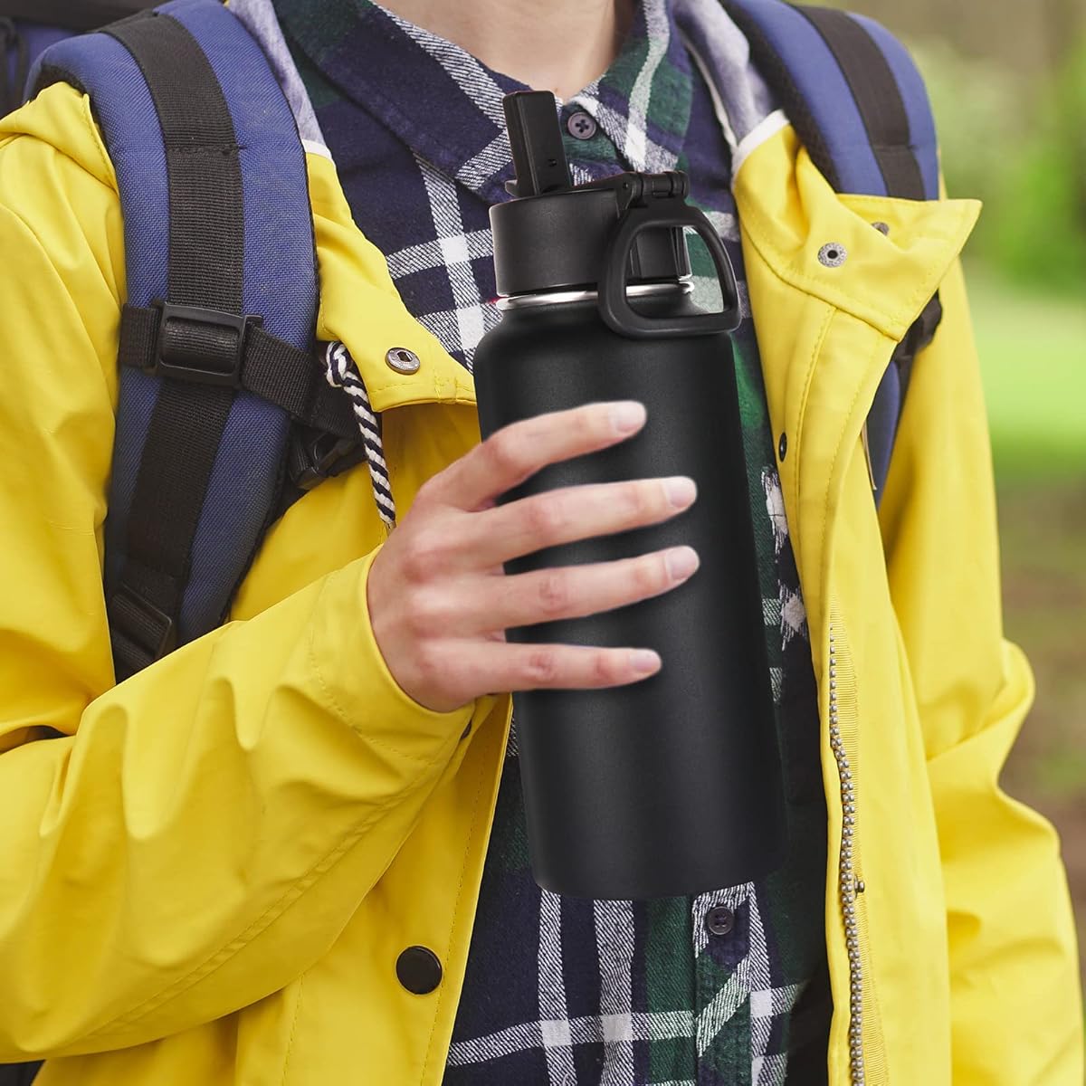 

32oz stainless steel insulated water bottle with straw lid and spout lid, vacuum sports flask for hot and cold drinks, leakproof Below 50ml чорний