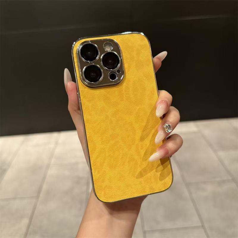 Built-in Lens Protector Case for iPhone 16/17 Pro Max, Leopard Print, Drop-Proof, Solid Color, High-End Feel