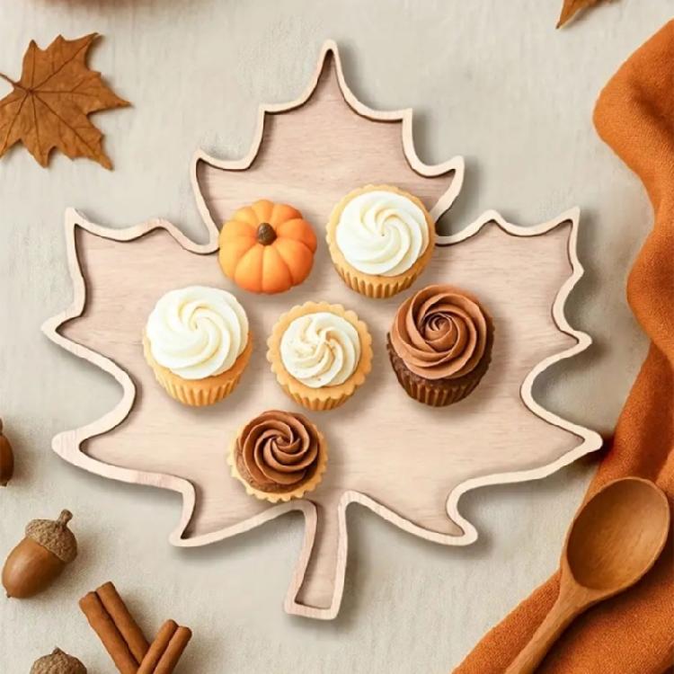 Christmas Themed Maples Leaf Snacks Tray Natural Wood Grooved Serving Dish for Candy Nut Holiday Table Decors