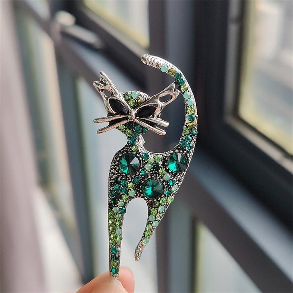 Elegant Rhinestones Cats Brooch Enamel Animal Lapel Pin Stylish Business Event Accessory for Fashion Enthusiasts