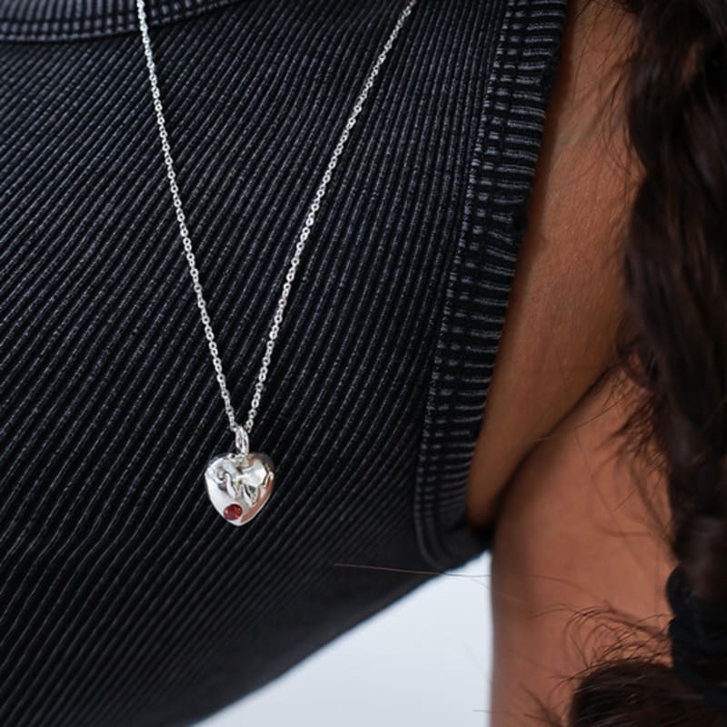 MERITY Heart Melting Pendant Necklace
