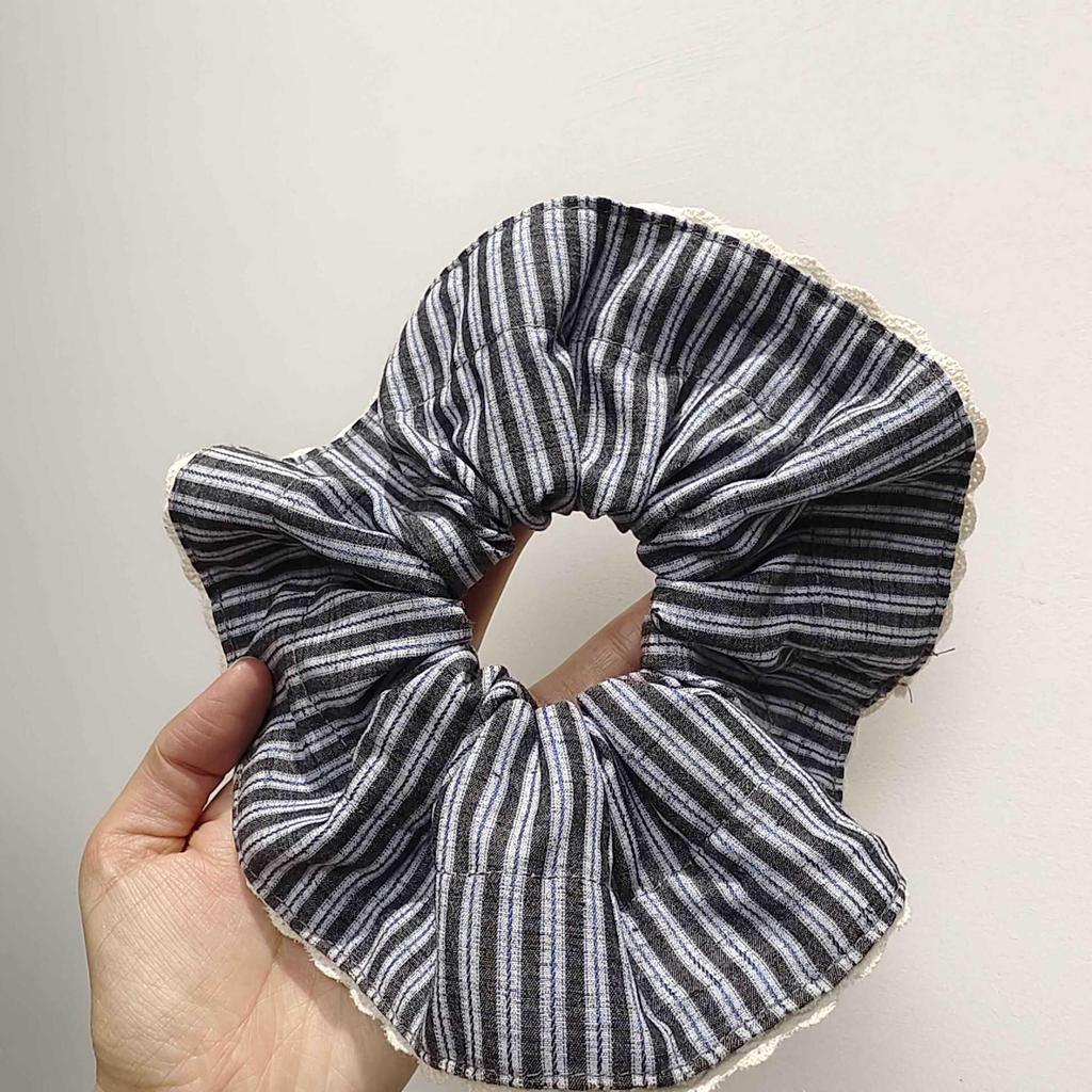 Elegant Korean Blue Striped Lace Trim Scrunchie