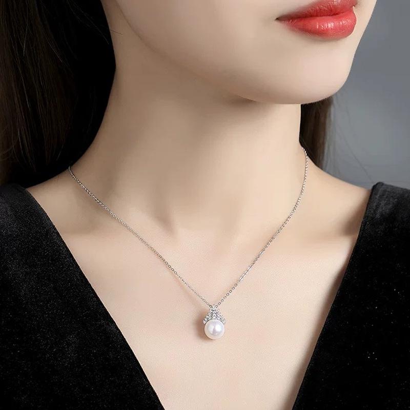 Elegant Crown Freshwater Pearl Necklace in S925 Sterling Silver