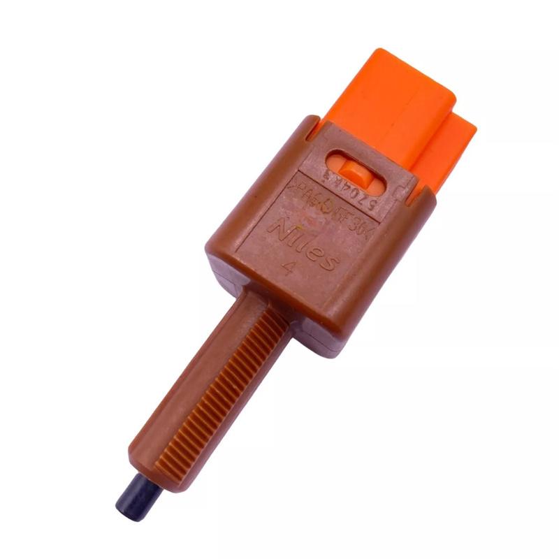 4 P Brake Pedal Stop Lamp Switch 25320-BR00A for Nissan Kicks Sentra 1.6L 18-