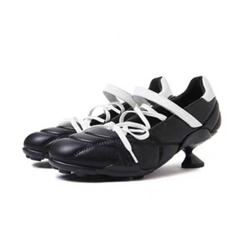 

Версия из овчины~ серебристые балетки спортивного стиля на шнуровке с бантом, женские 2025 весна и осень, новые нишевые туфли-лодочки на высоком каблуке 39