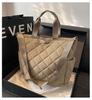 Large Capacity Quilted Tote Bag - Korean Style Versatile Cotton Coat Bag, High-End Fashion Shoulder & Crossbody Bag for Autumn and Winter