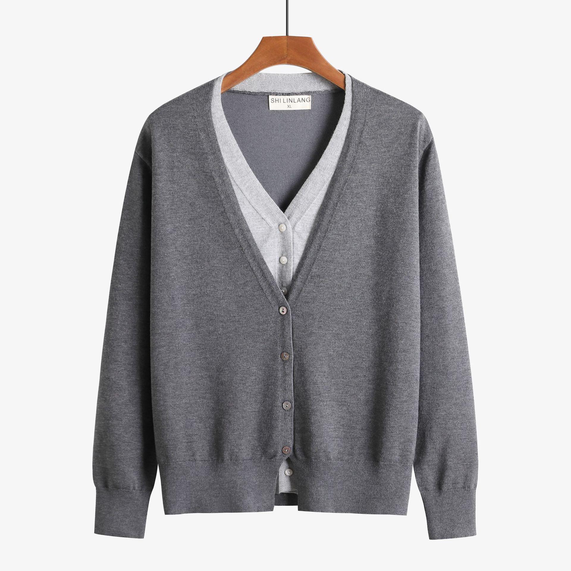 

Spring Retro Color-Block V-Neck Knit Cardigan - Plus Size, Two-Piece, Loose Fit 2XL