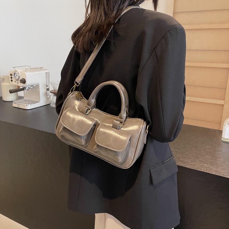 Bag Crossbody Women's Versatile Portable Small Bag 2025 New Winter Retro Simple Small Square Bag Fashion Shoulder Bag