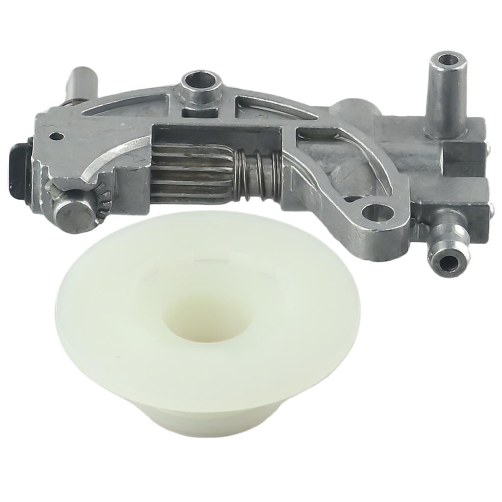 Oil Pump and Worm Gear Kit for Chainsaw Models 5200 4500 5800 by For Chinese Manufacturers For 52cc 45cc 58cc Engines