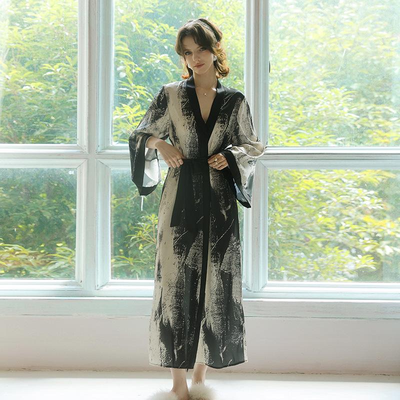 Elegant Chinese Ink Wash Satin Loose Robe - Luxury Home Leisure Wear