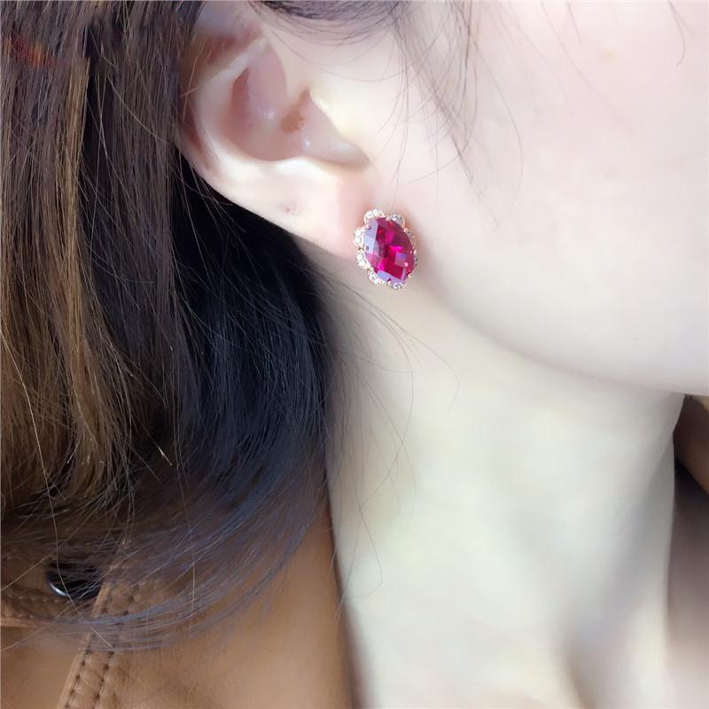 Rose Gold Plated Purple Gold Inlaid Egg Surface Red Stone Lace Temperament Colored Gold Exquisite Ear Buckle