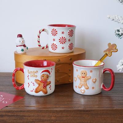 1Pc Christmas Gingerbread Man Ceramic Mug, Creative Design with Embossed Snowflake and Santa Hat Gingerbread Man Pattern