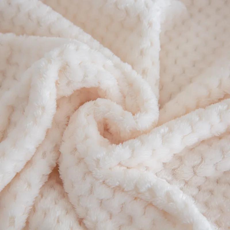 2024 New Pineapple Plaid Blanket Solid Color Sofa Milk Fleece Blanket Office Lunch Break Air Conditioner Blanket