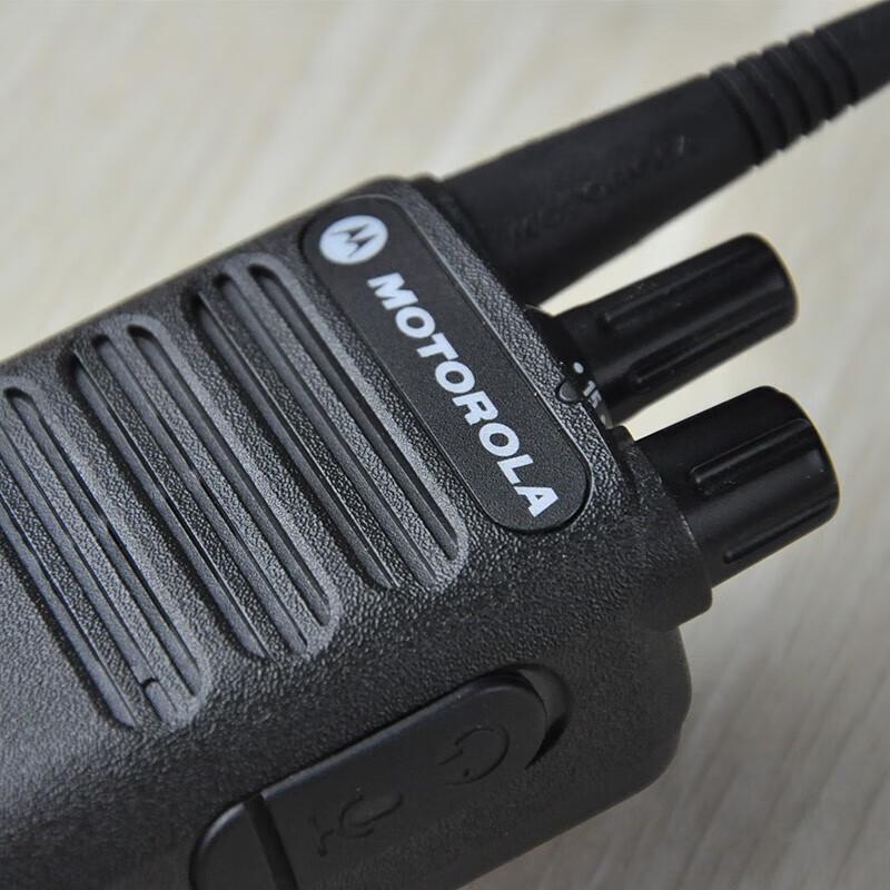 Motorola XiR C1200 UHF Digital Walkie-Talkie (CN version)