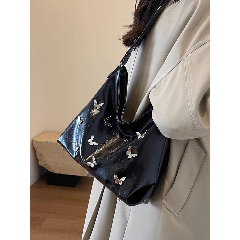 Design Sense Piele Patent Geantă Pătrată Mică Femei Nouă Culoare Solidă Genți de Umăr Fluture Simple Nișă Modă Pachet Crossbody