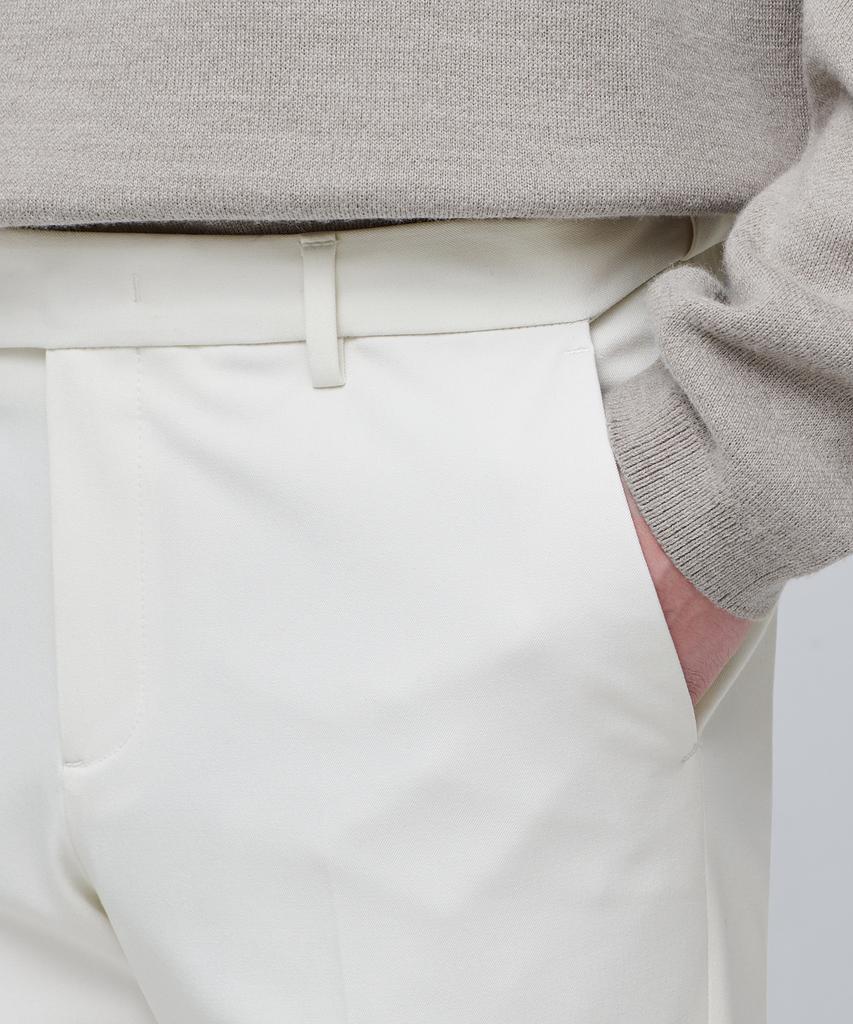MUSINSA STANDARD Heavyweight Fleece-Lined Tapered Hidden Elastic Waist Length Slacks [Cream]