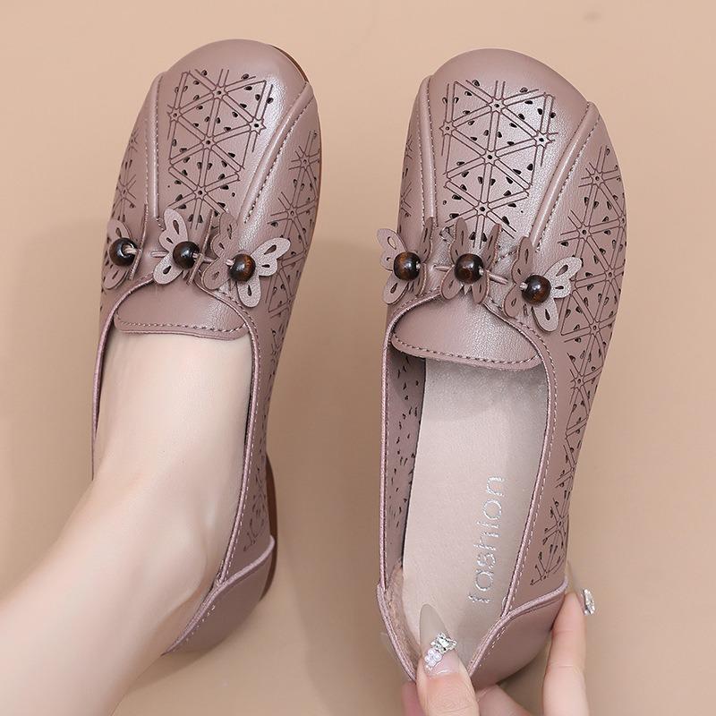 Shoes Single Shoes Summer Breathable Sandals Middle-aged and Elderly Women Hollow Leather Shoes Non-slip Soft Sole Comfortable Hole Shoes