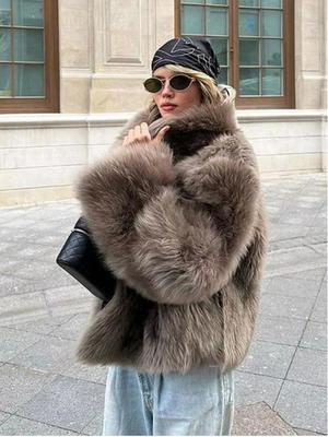 Dámský 2024 Evropský a Americký Zimní Módní Hnědý Kabát z Umělé Kožešiny