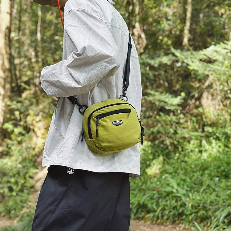 Leisure Sports Small Bag Women's New Outdoor Lightweight Shoulder Bag Versatile Simple Messenger Bag