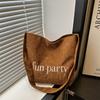 College style letter corduroy bag women's 2025 autumn new trendy fashion casual large capacity tote bag