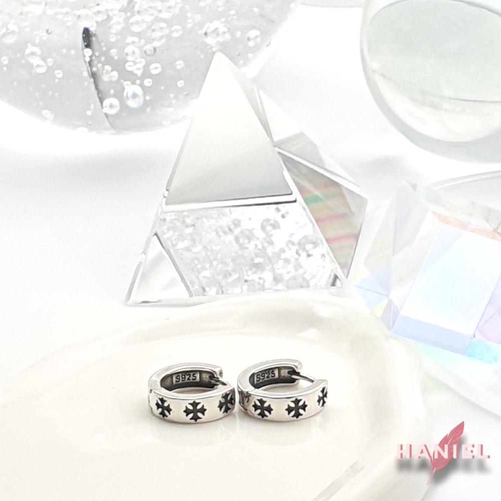 

S925 Silver Vintage cross Engraved Huggie Earrings Unisex Hoop From Korea срібний