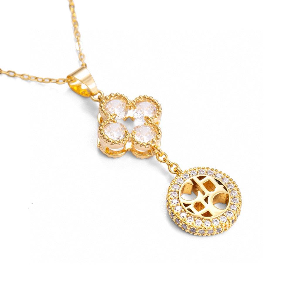 Elegant Zircon Clover Pendant Necklace - Light Luxury Design