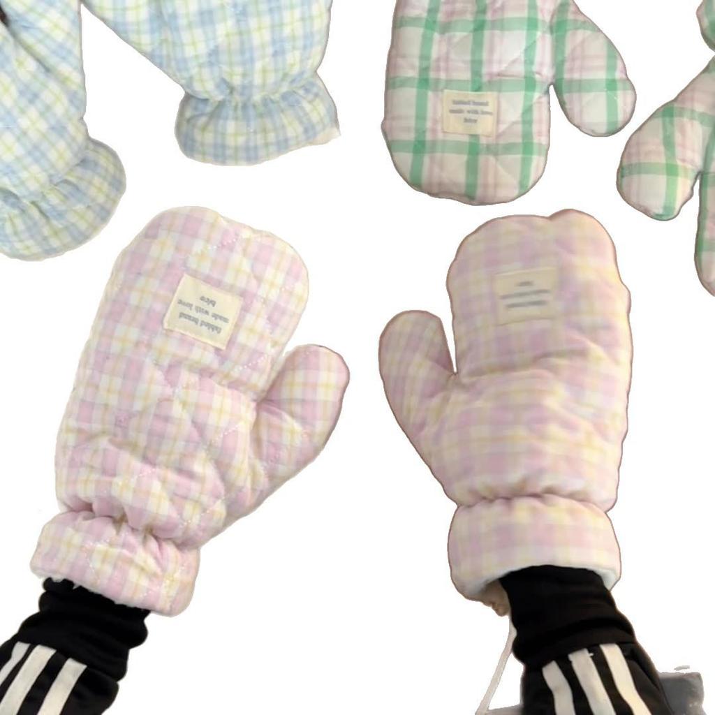 Korean Cute Winter Gloves & Neck Warmer: Thick Velvet for Women & Men, Ideal for Cycling & Riding, Perfect for Students' Cold Protection