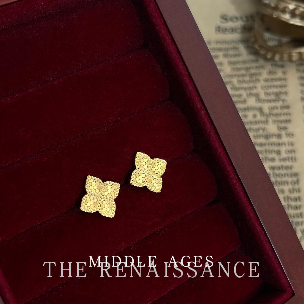 Crushed Ice Ice~ Medieval Geometric Explosive Golden Small Earrings Collection Light Luxury Fashion Commuter Earrings Women