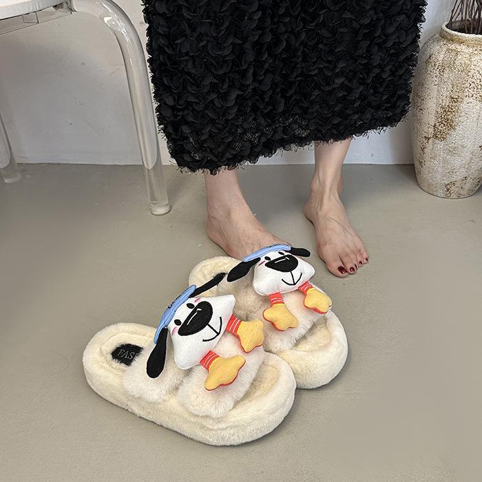 Niedliche Cartoon-Flauschpantoffeln Damenbekleidung 2025 Herbst und Winter neue Mode vielseitig lässig höhenerhöhend Baumwollpantoffeln