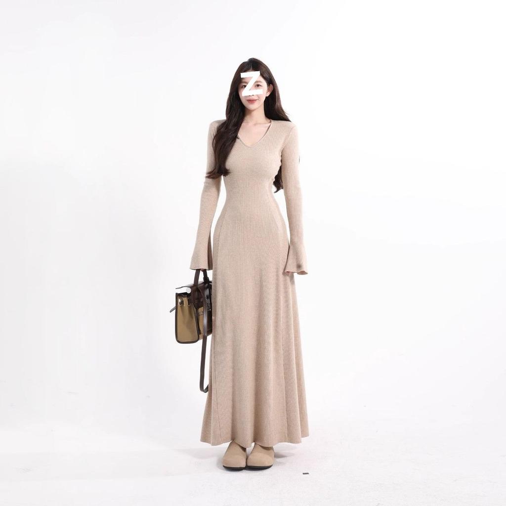 Small High-end Black Knitted Dress Spice Girl Pure Desire Autumn and Winter Coat with Bottom Dress